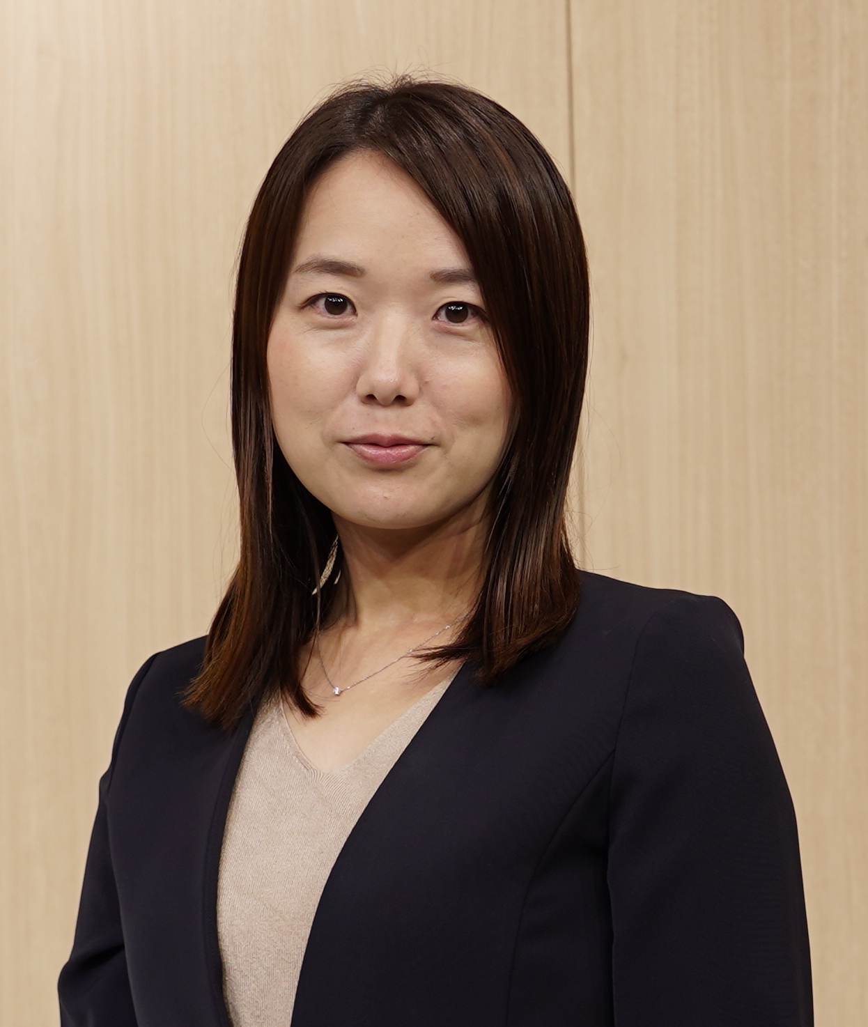 ����@���� ��